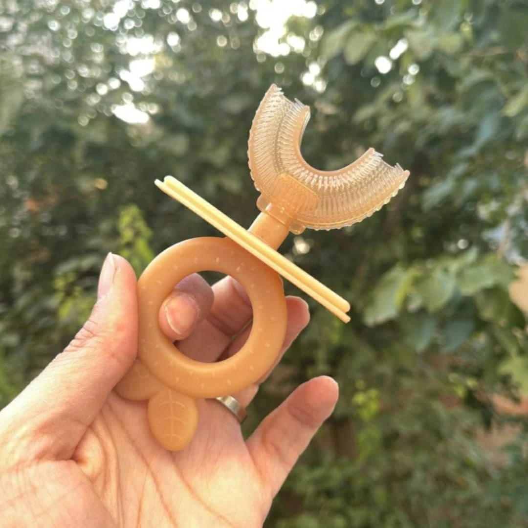 مسواک چرخشی سیلیکونی طرح HE OR SHE